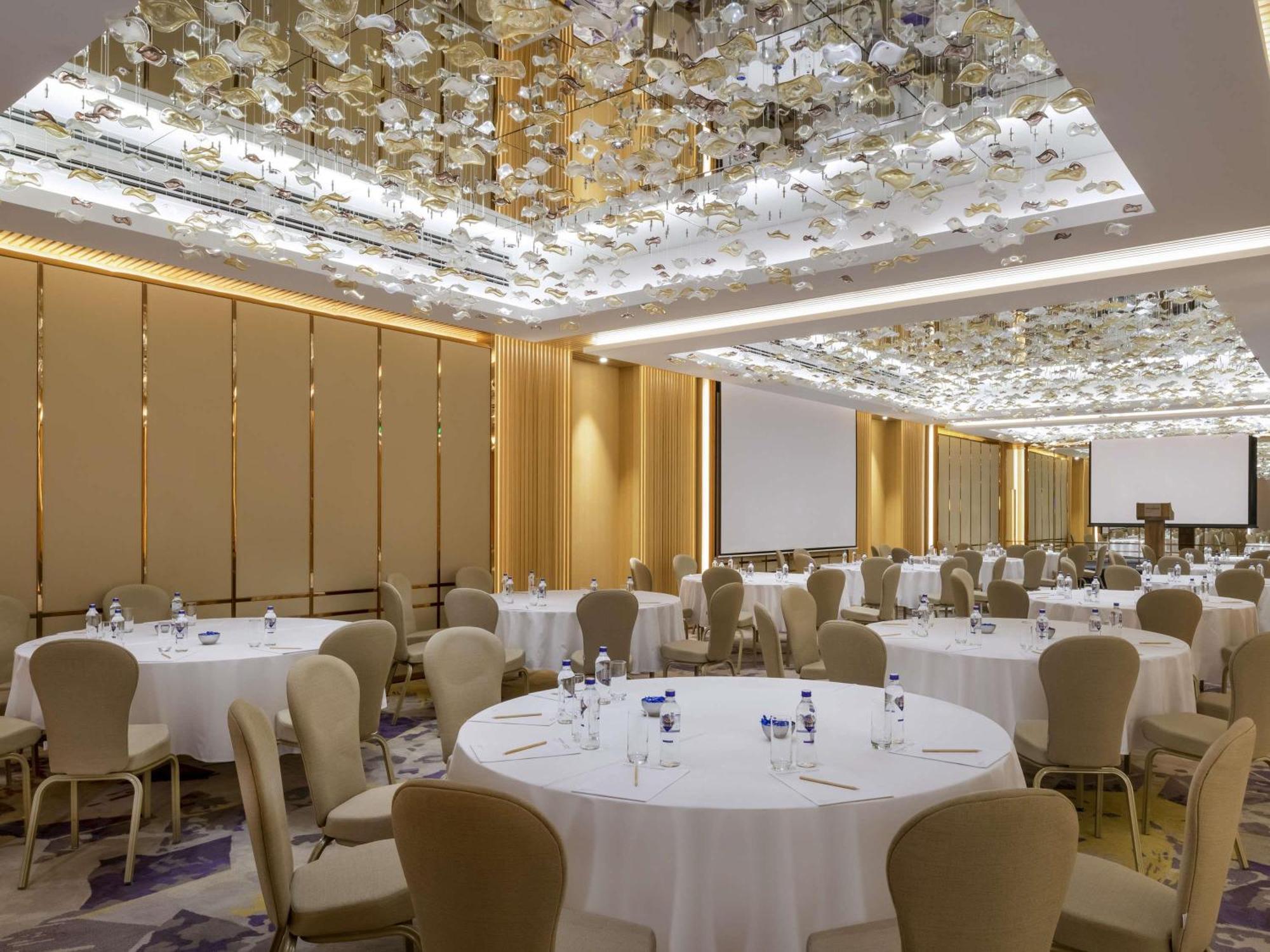 Moevenpick Hotel Istanbul Bosphorus — Foto’s 3